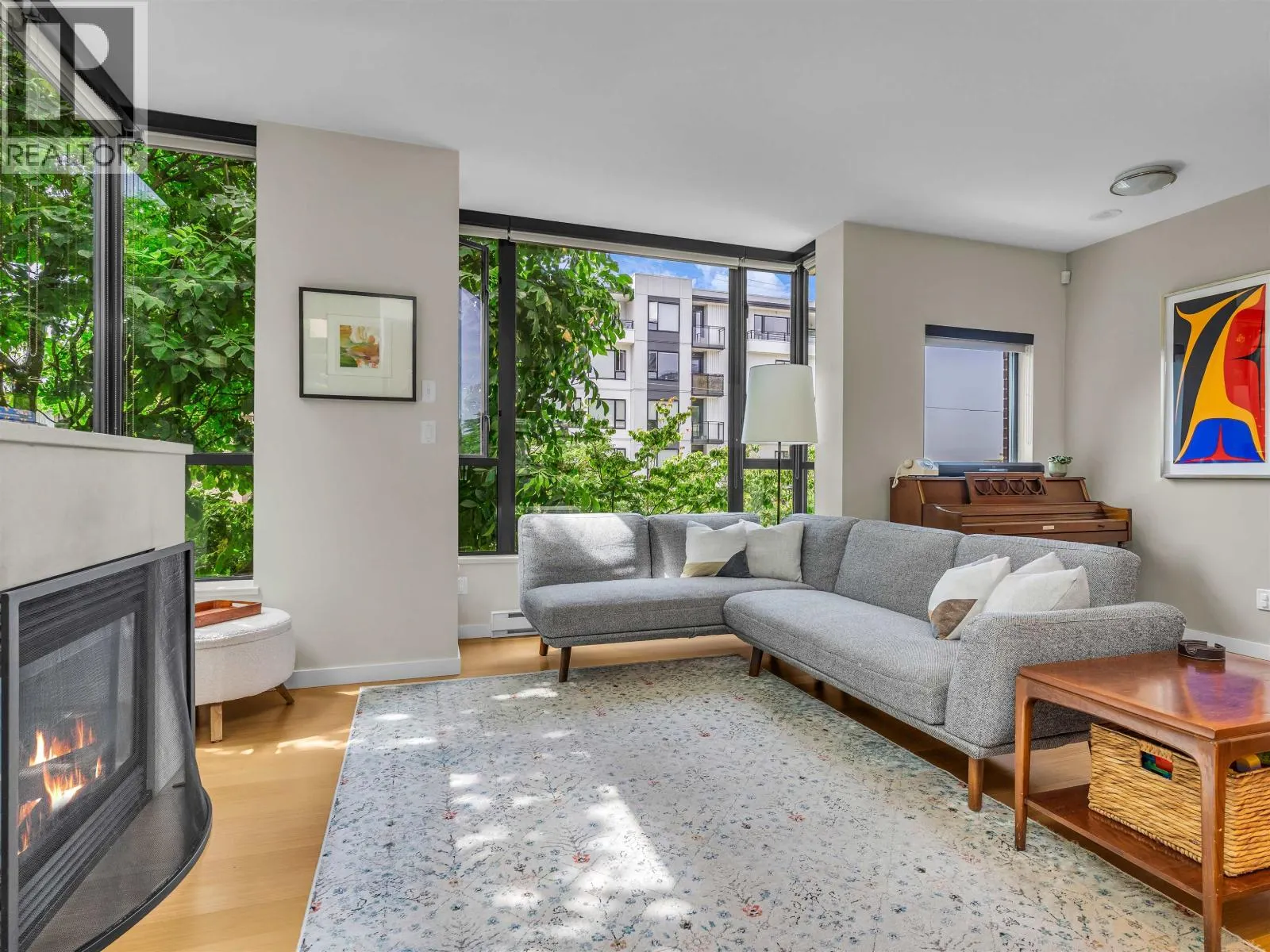 180 W 6TH STREET
