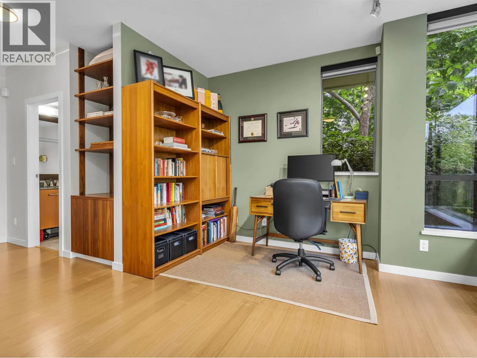 180 W 6TH STREET