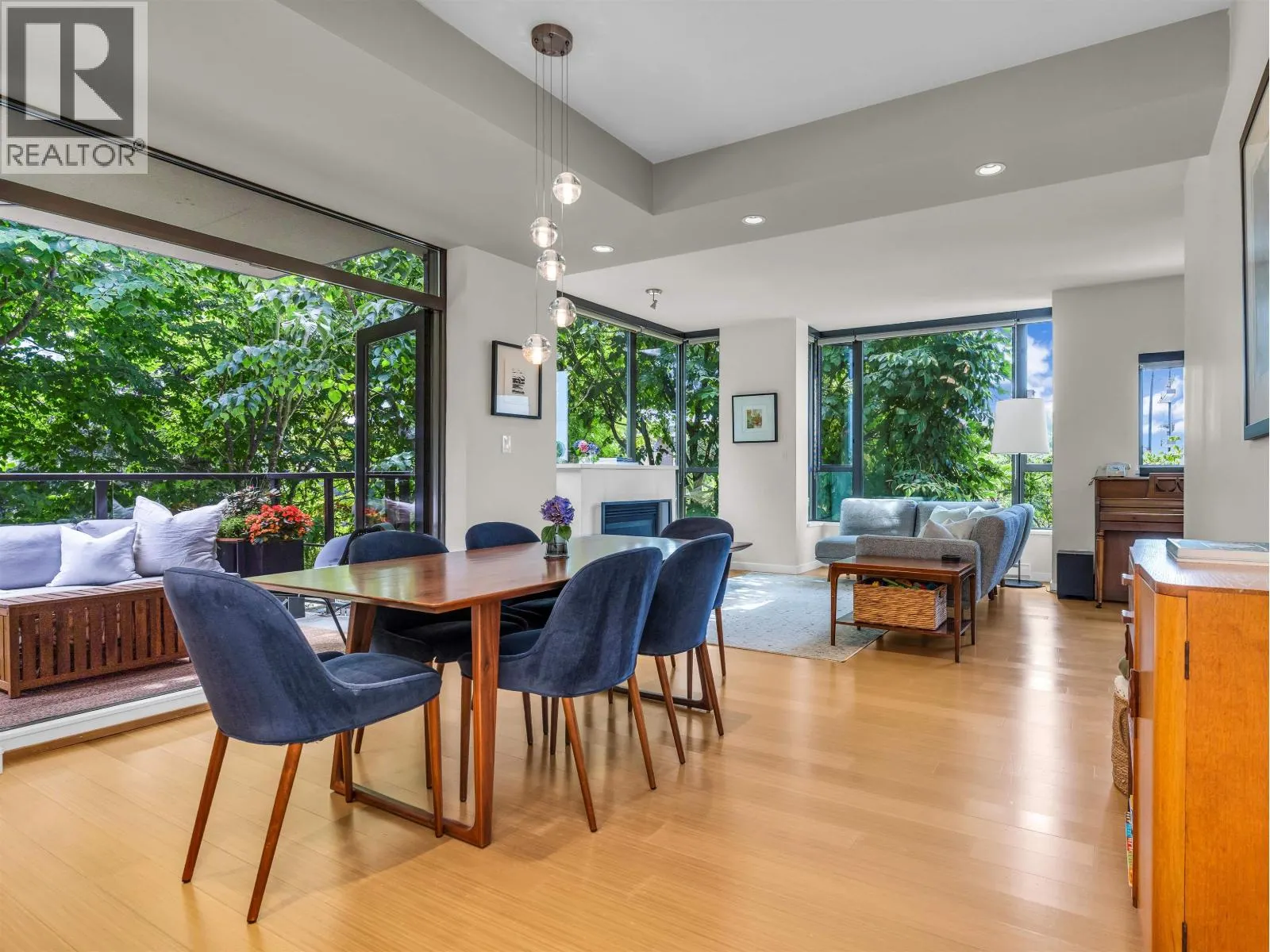 180 W 6TH STREET