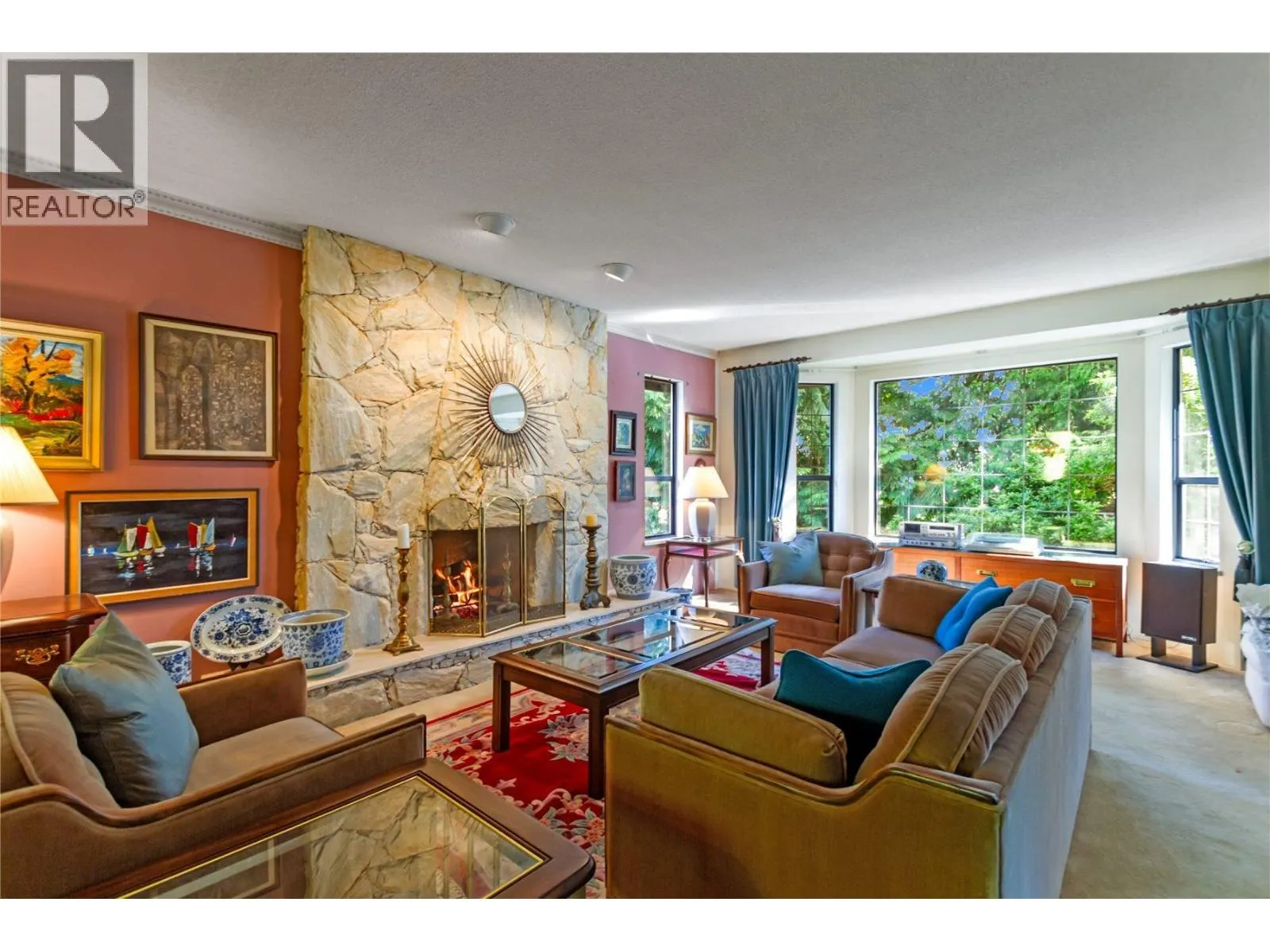 340 HICKEY DRIVE