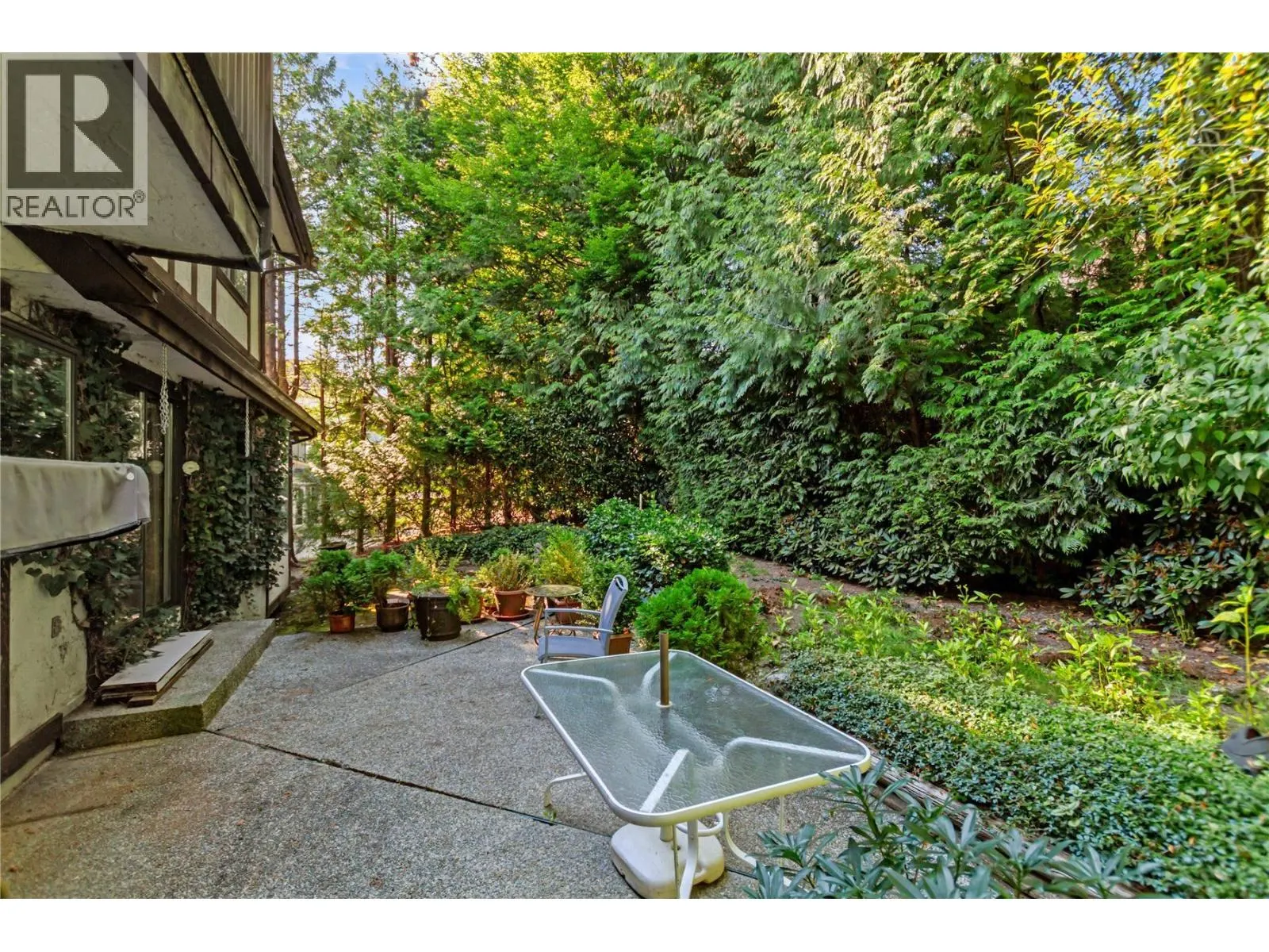 340 HICKEY DRIVE