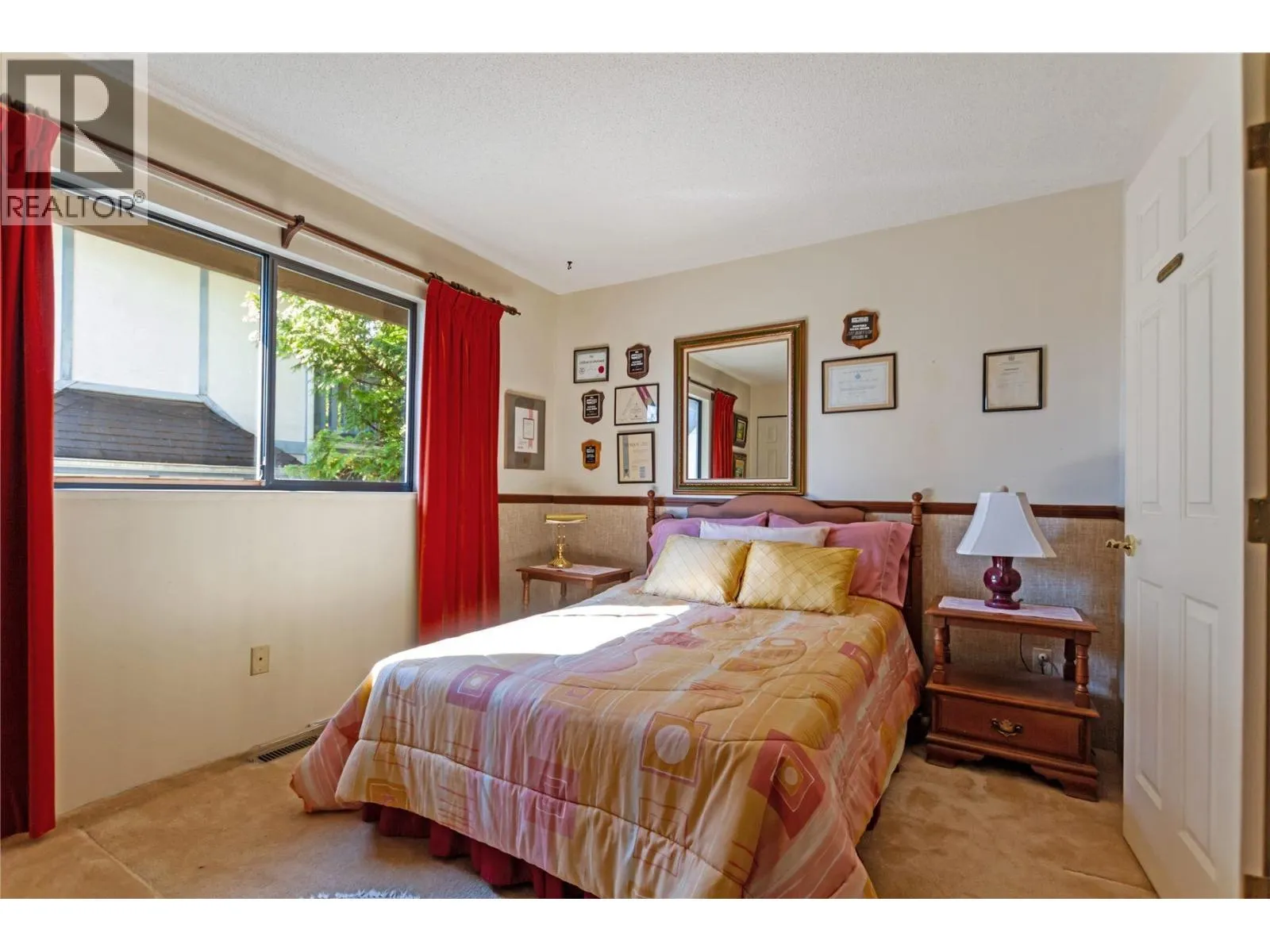 340 HICKEY DRIVE