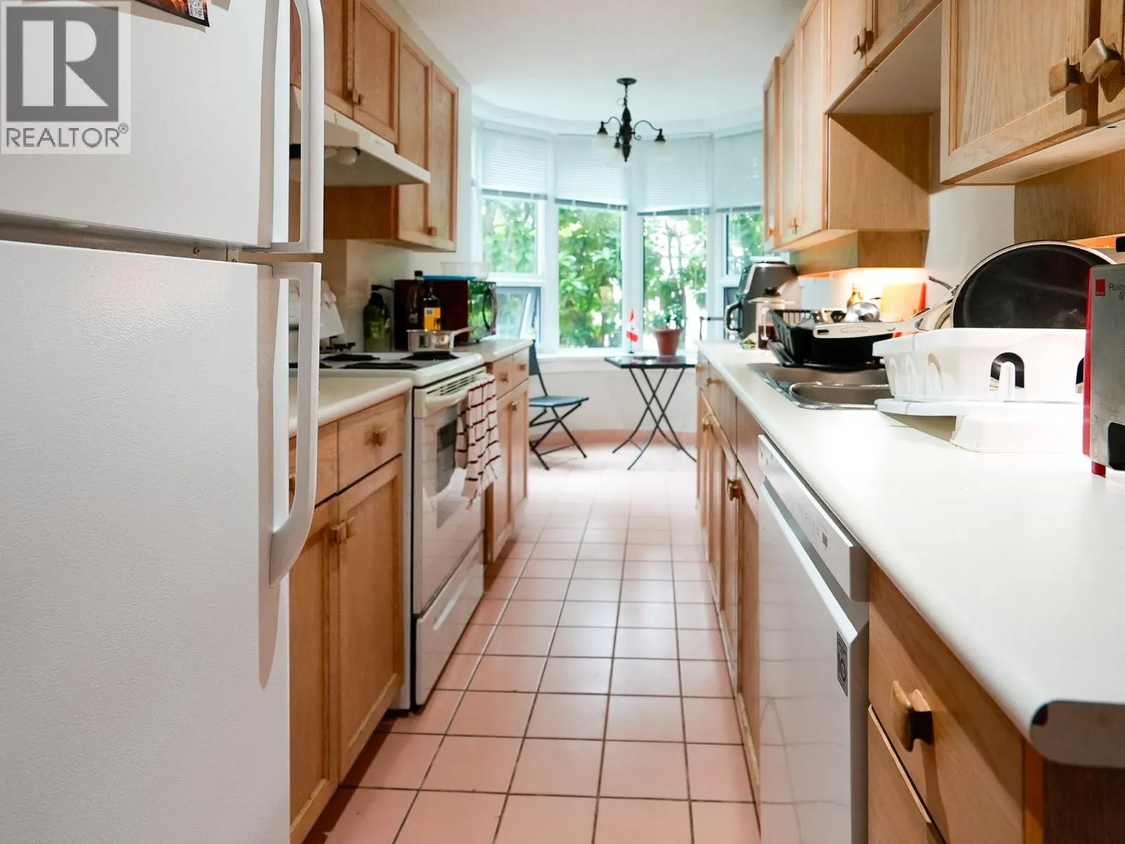 101 1845 ROBSON STREET