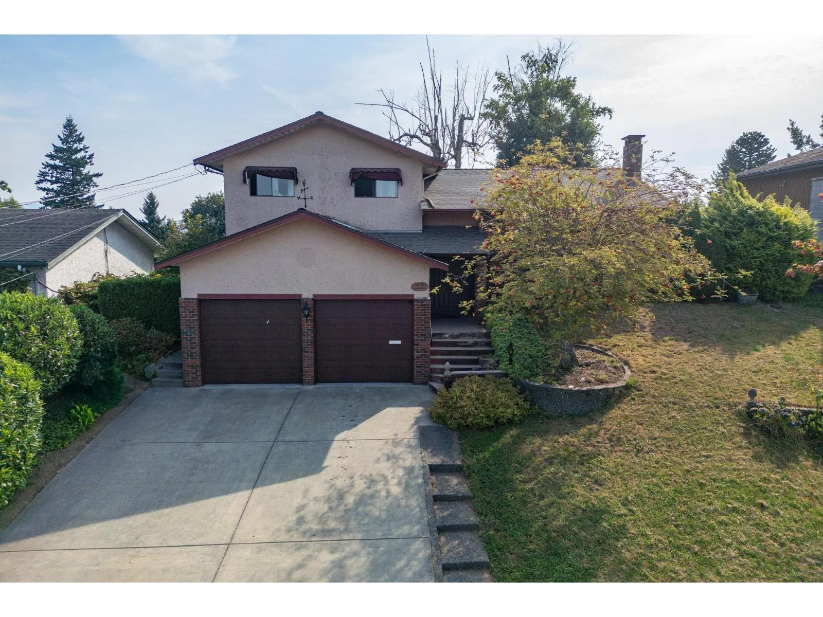 2272 BEVAN CRESCENT