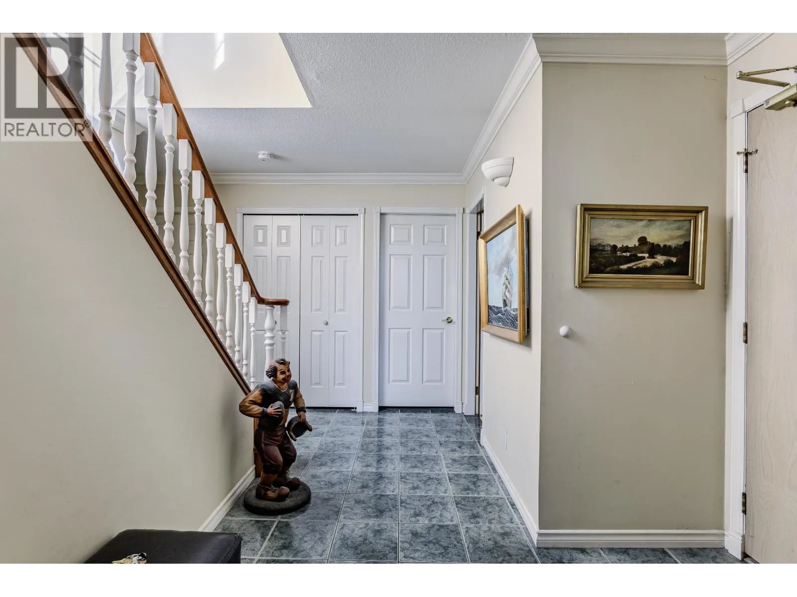 411B 1210 QUAYSIDE DRIVE