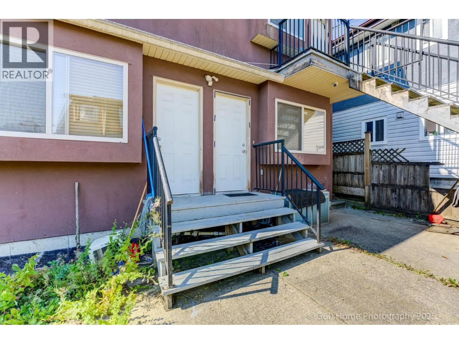 3345 MONMOUTH AVENUE
