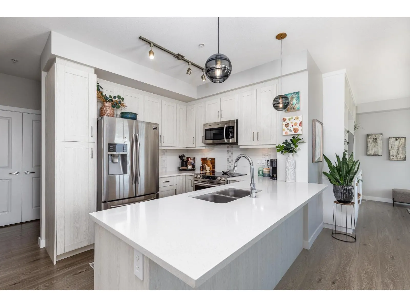 501 20826 72 AVENUE
