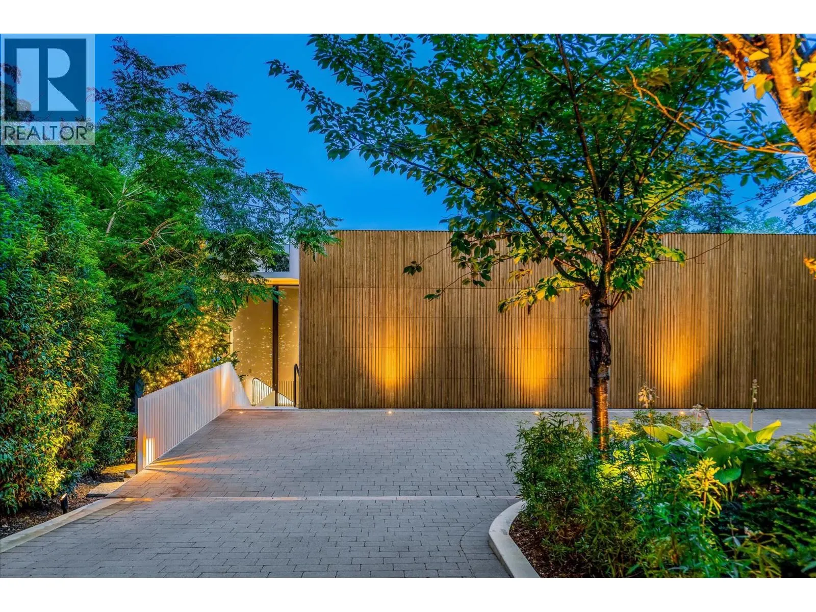 3478 MARINE DRIVE