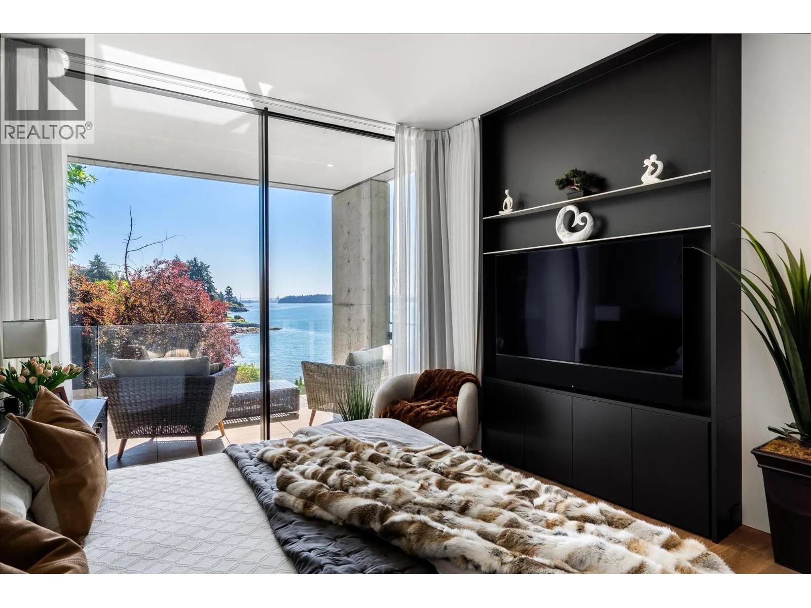 3478 MARINE DRIVE