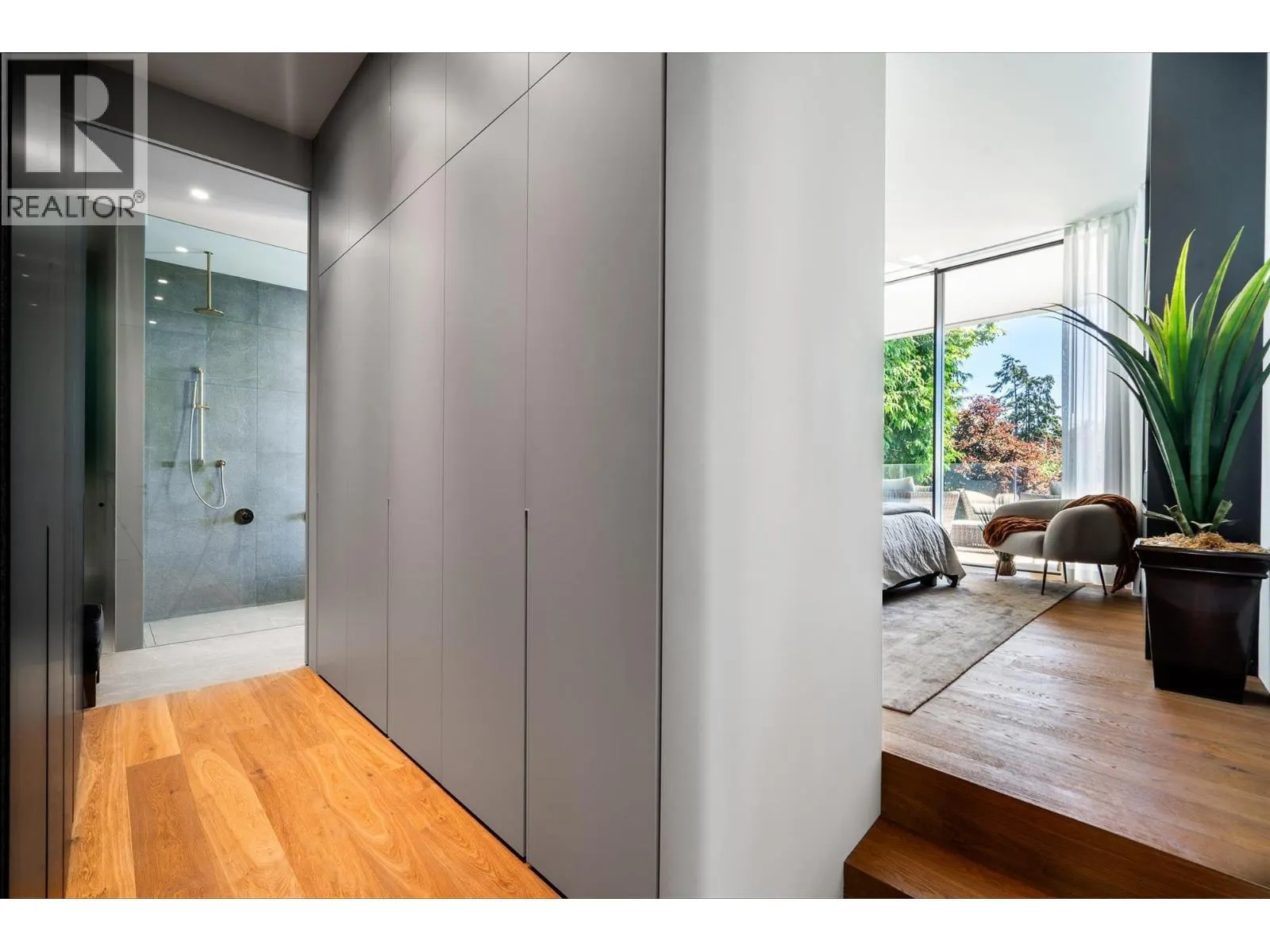 3478 MARINE DRIVE