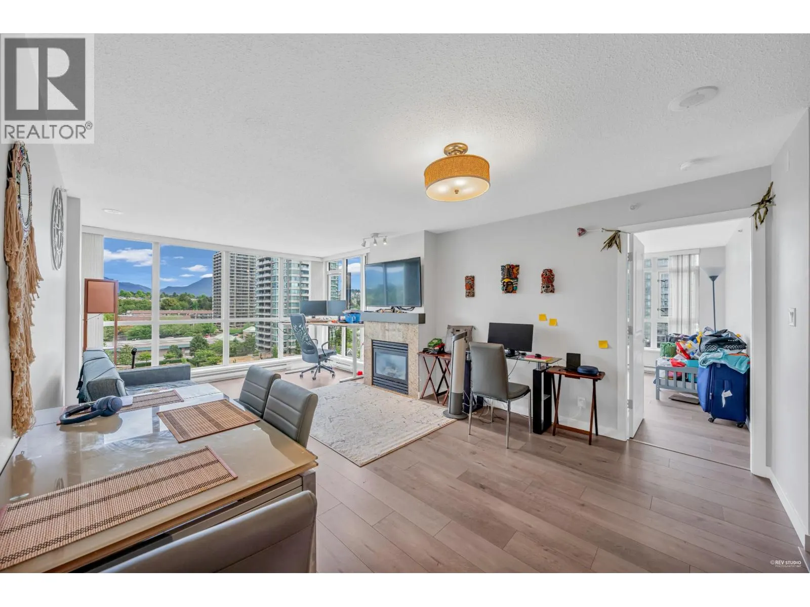 1406 2088 MADISON AVENUE