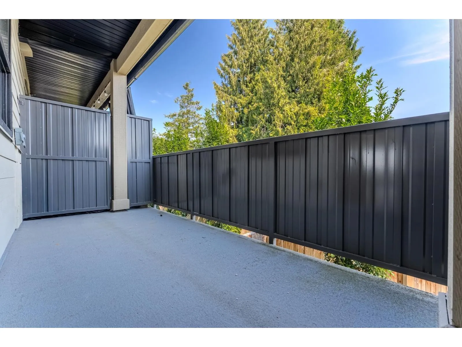 2 46376 YALE ROAD|Chilliwack Proper East
