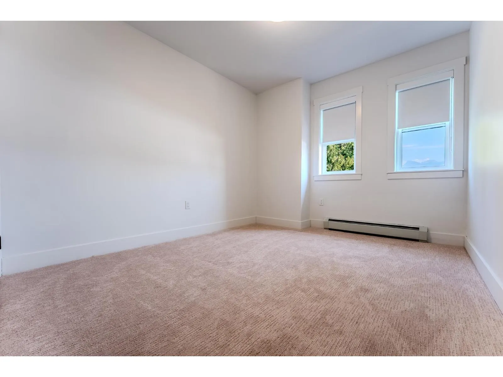 2 46376 YALE ROAD|Chilliwack Proper East