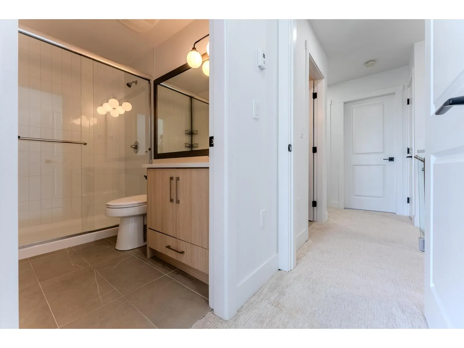 2 46376 YALE ROAD|Chilliwack Proper East