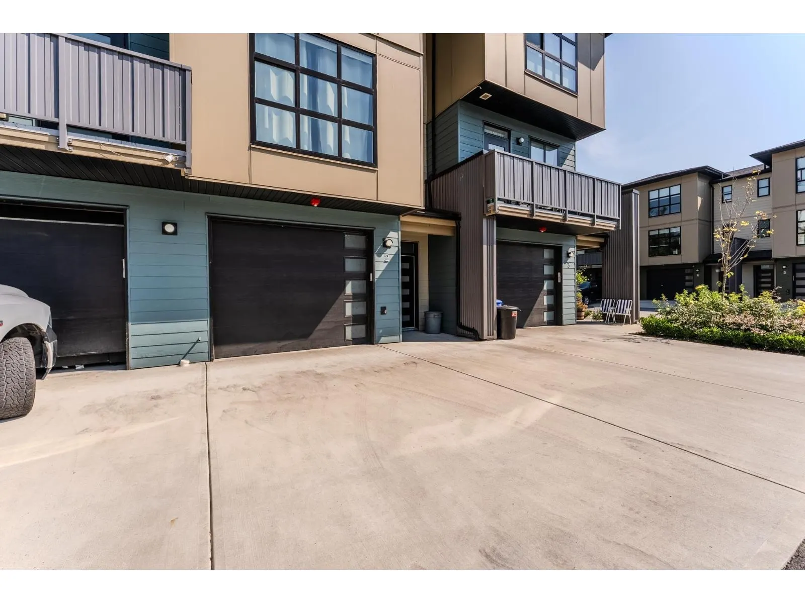 2 46376 YALE ROAD|Chilliwack Proper East