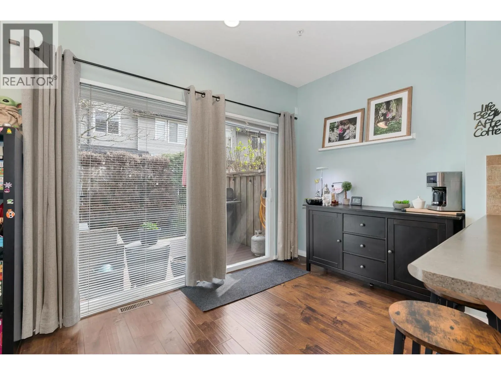 12 1055 RIVERWOOD GATE