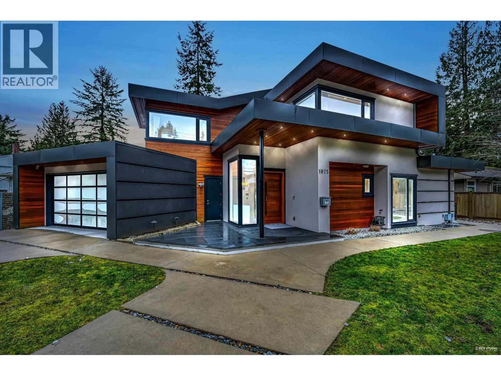1075 BELVEDERE DRIVE