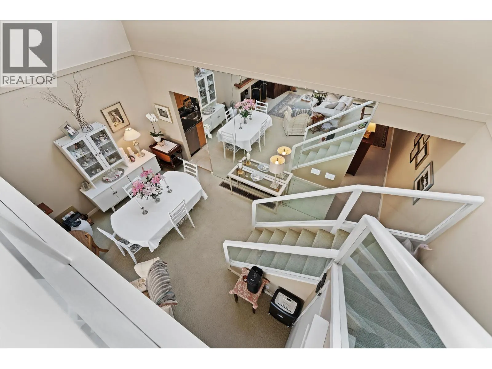 48 2250 FOLKESTONE WAY