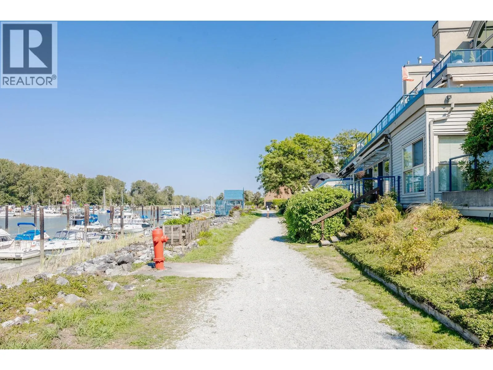 112 4743 W RIVER ROAD