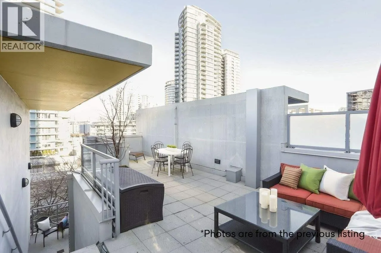 112 DUNSMUIR STREET