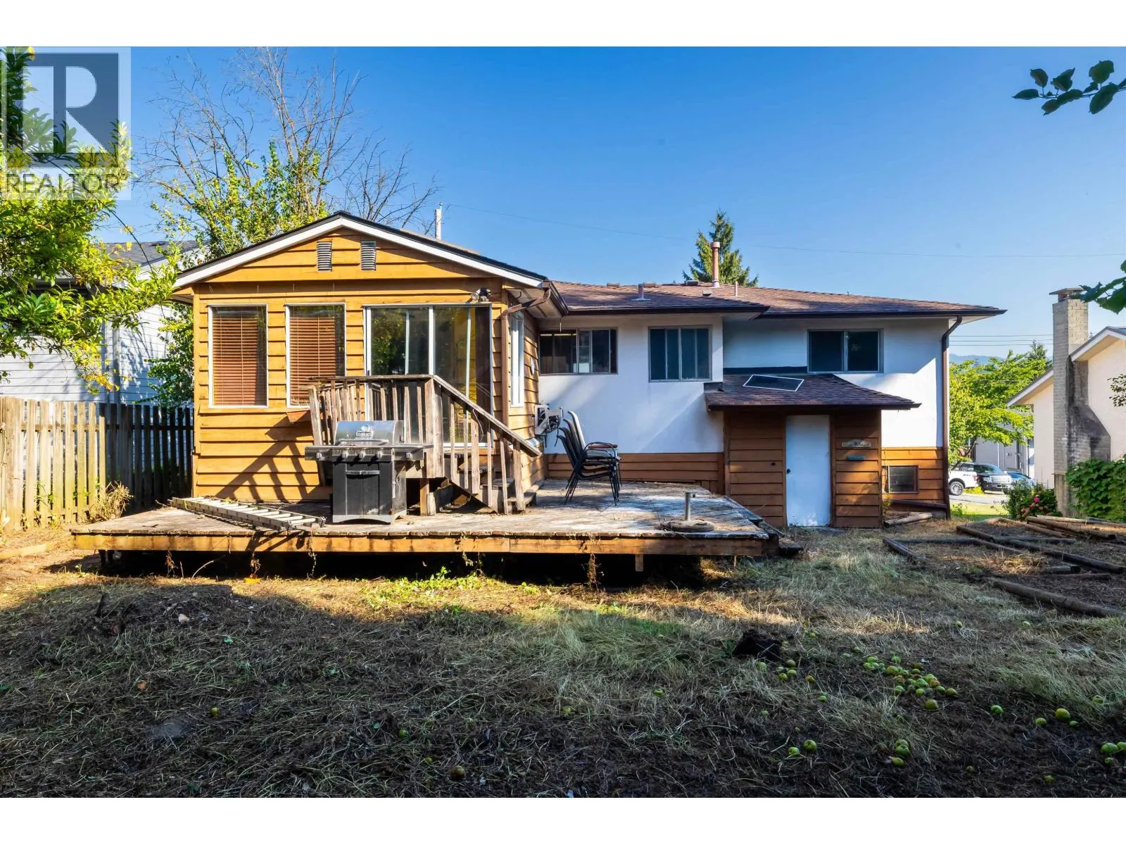 320 HOULT STREET