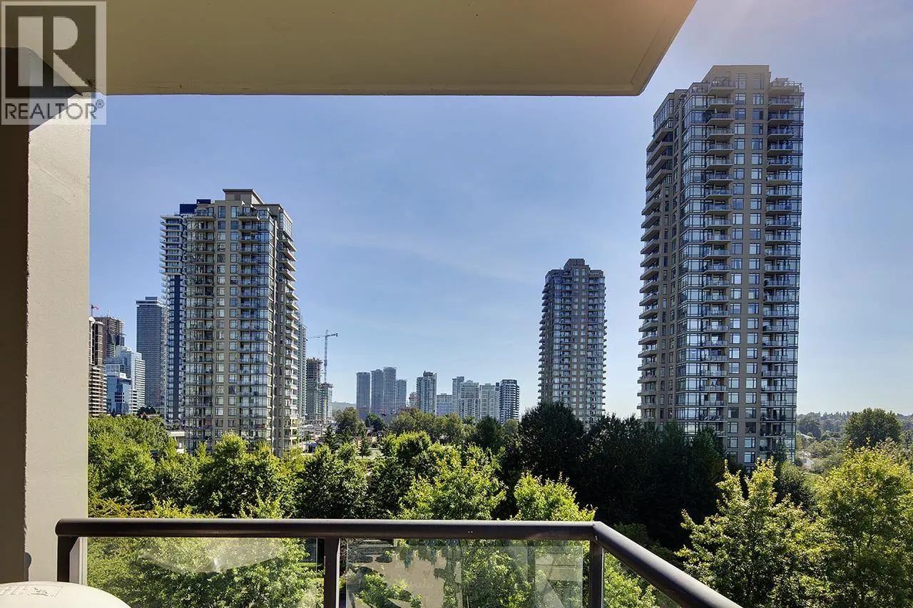 806 4178 DAWSON STREET