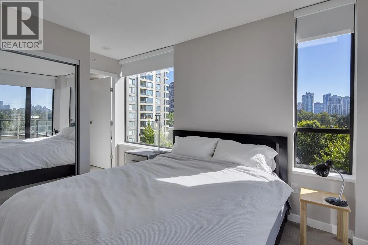 806 4178 DAWSON STREET