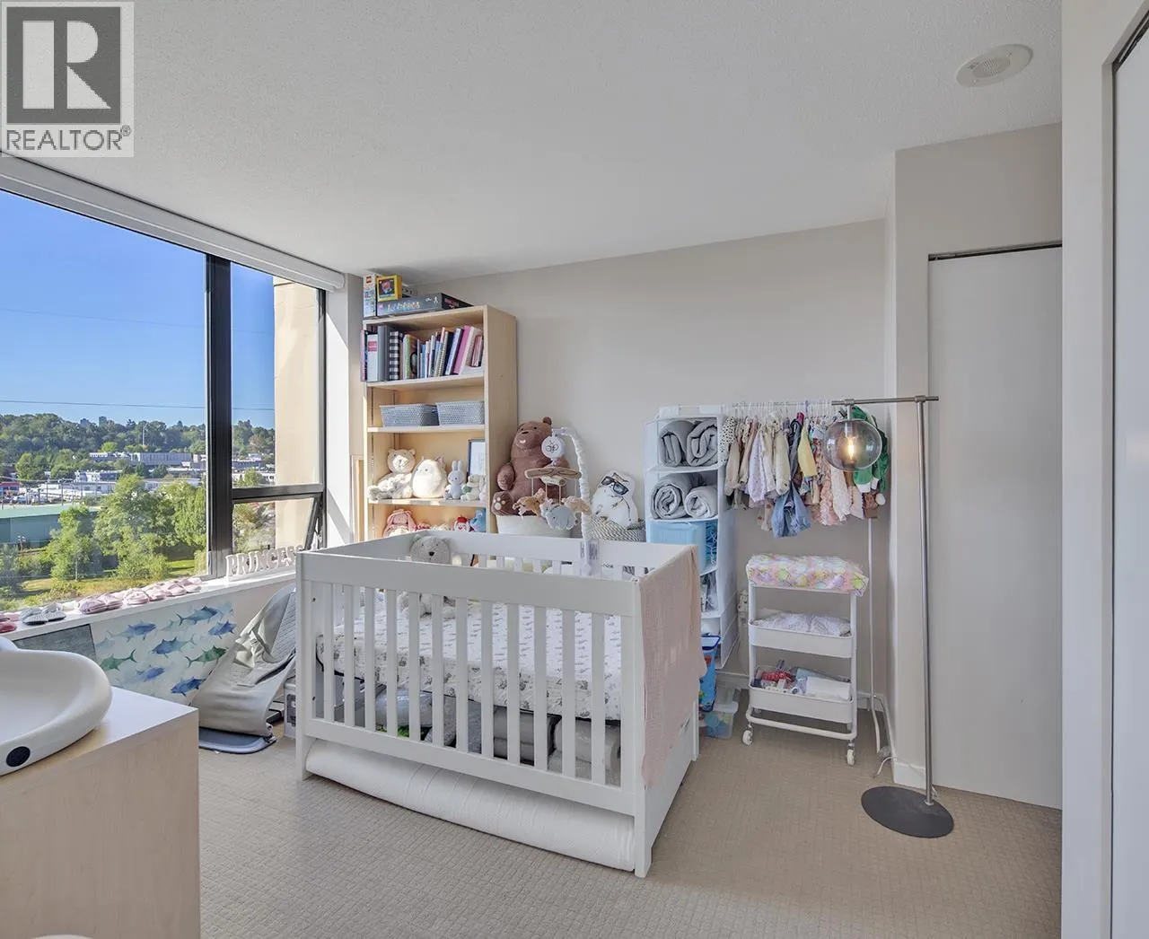 806 4178 DAWSON STREET