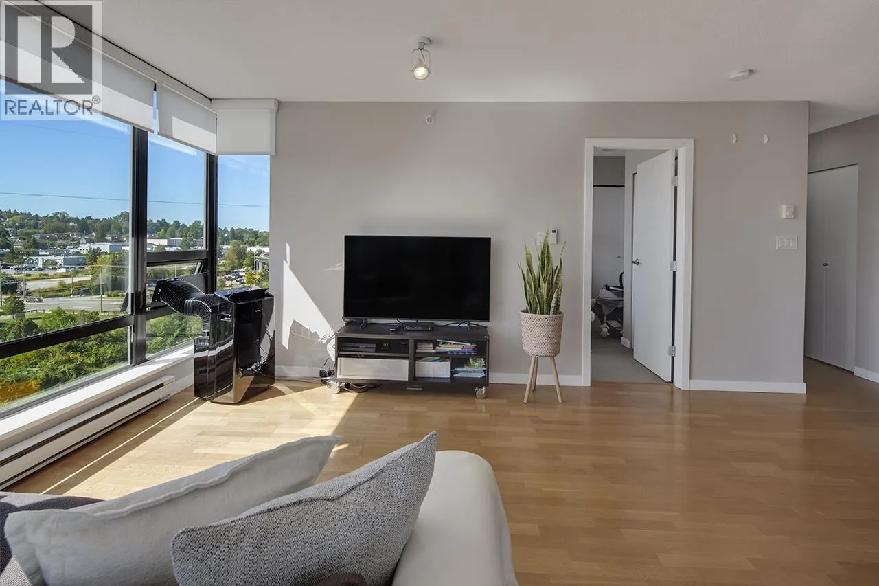 806 4178 DAWSON STREET