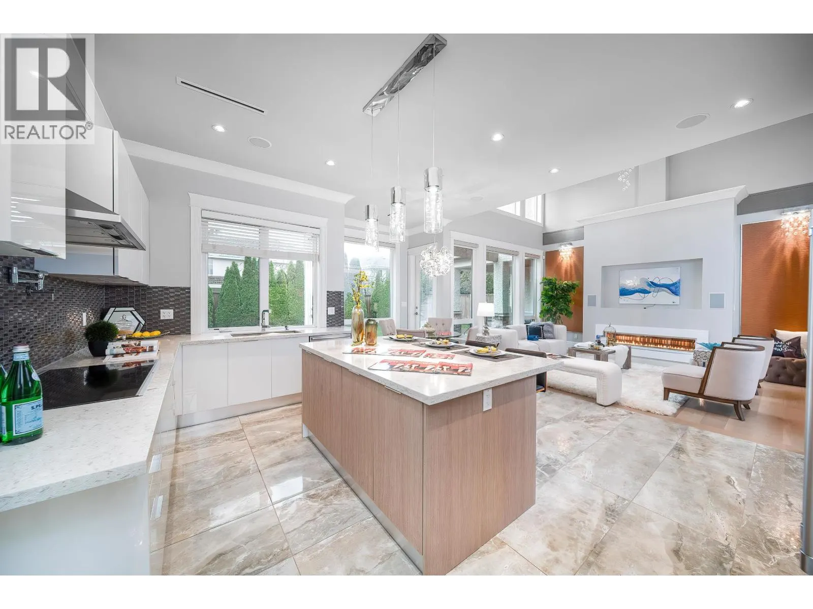 7673 DAMPIER DRIVE