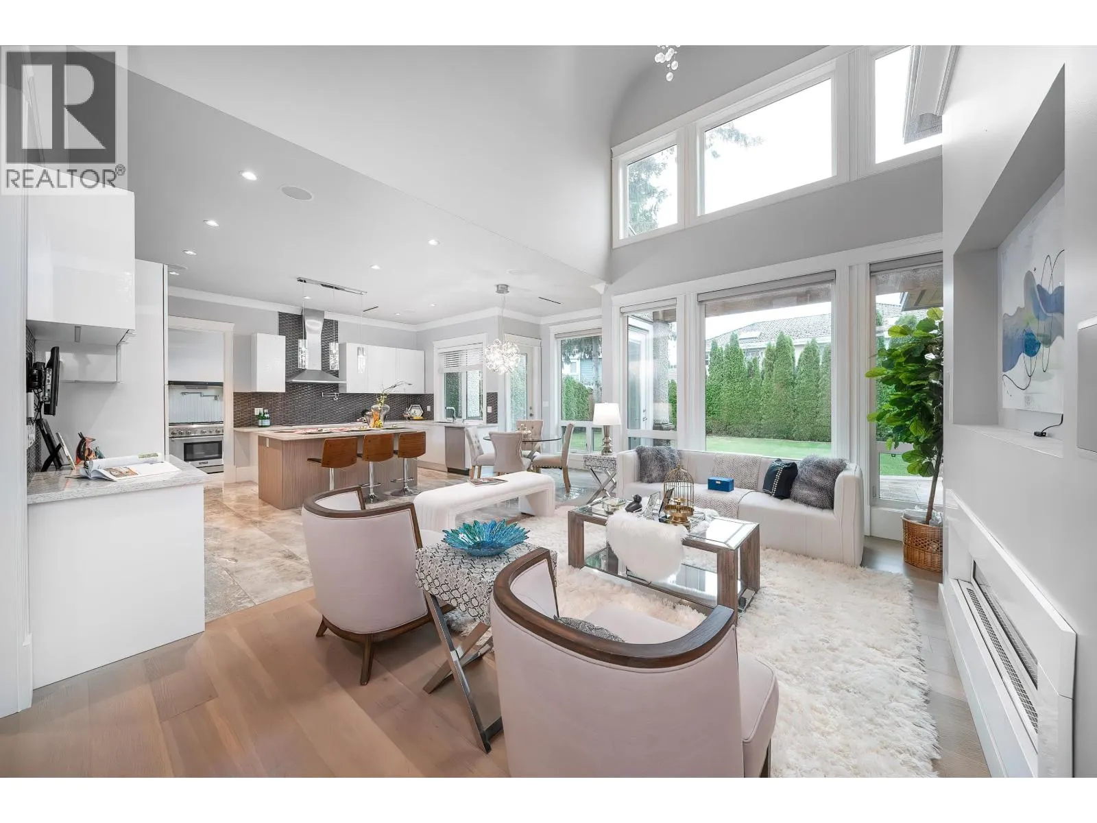 7673 DAMPIER DRIVE