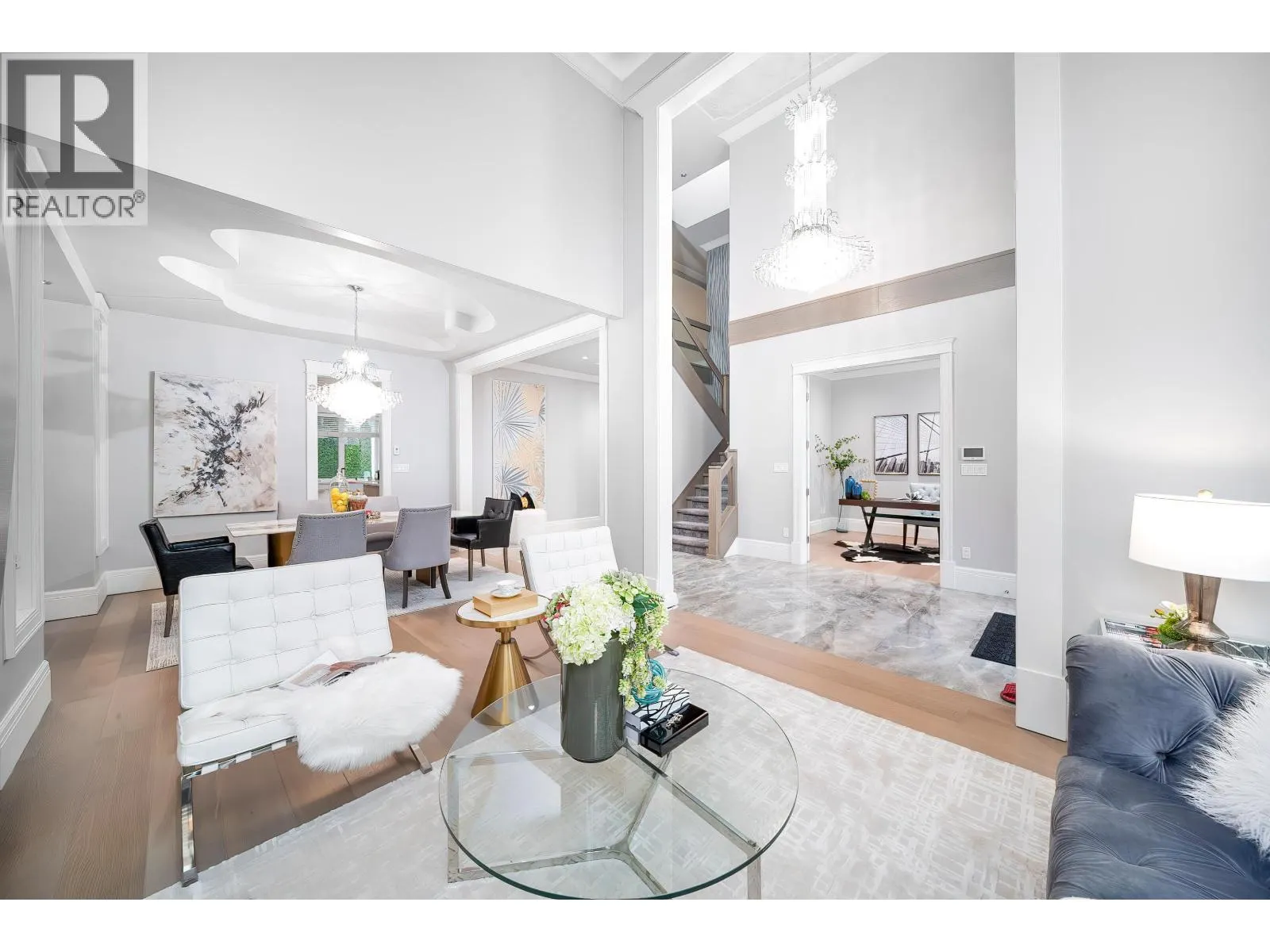 7673 DAMPIER DRIVE