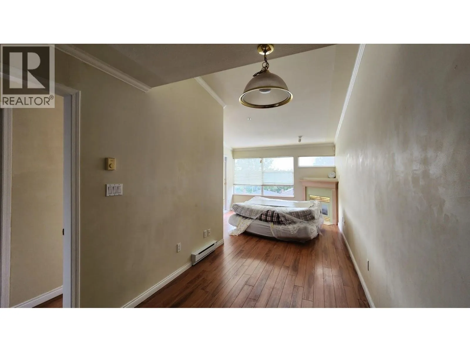 423 2238 KINGSWAY