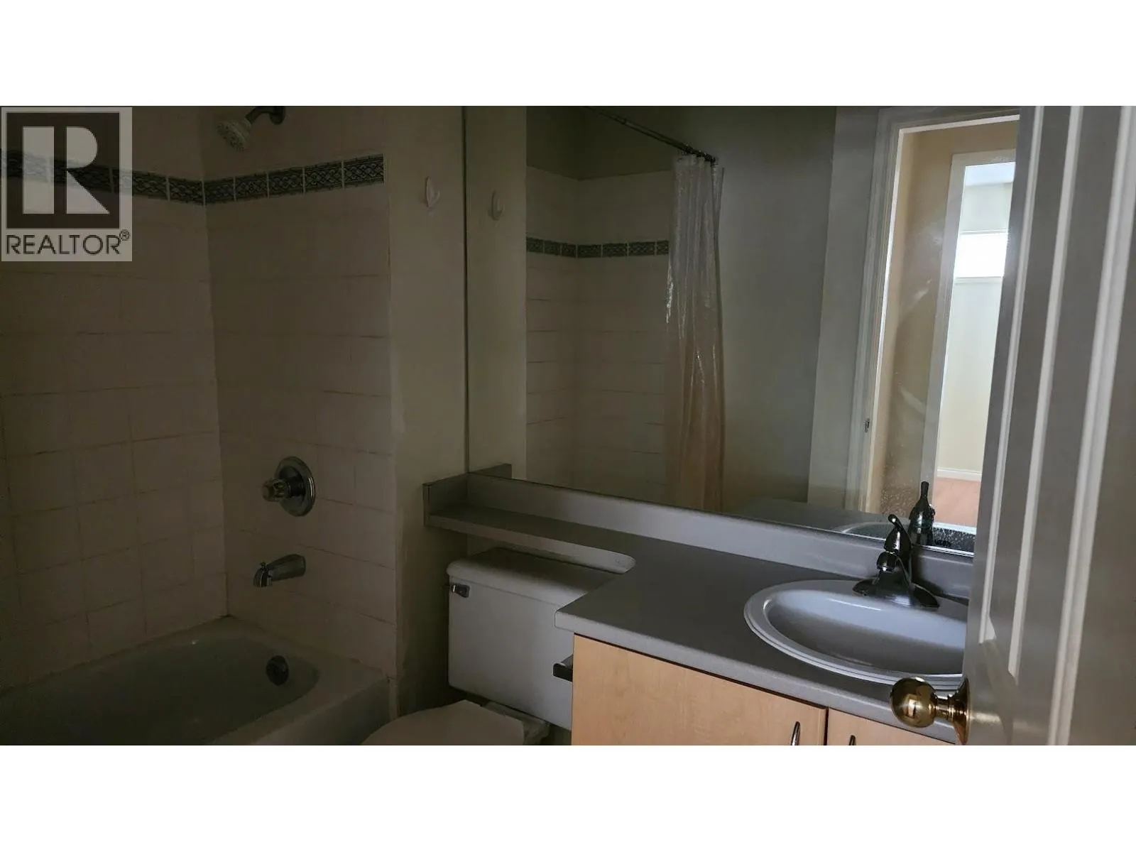 423 2238 KINGSWAY
