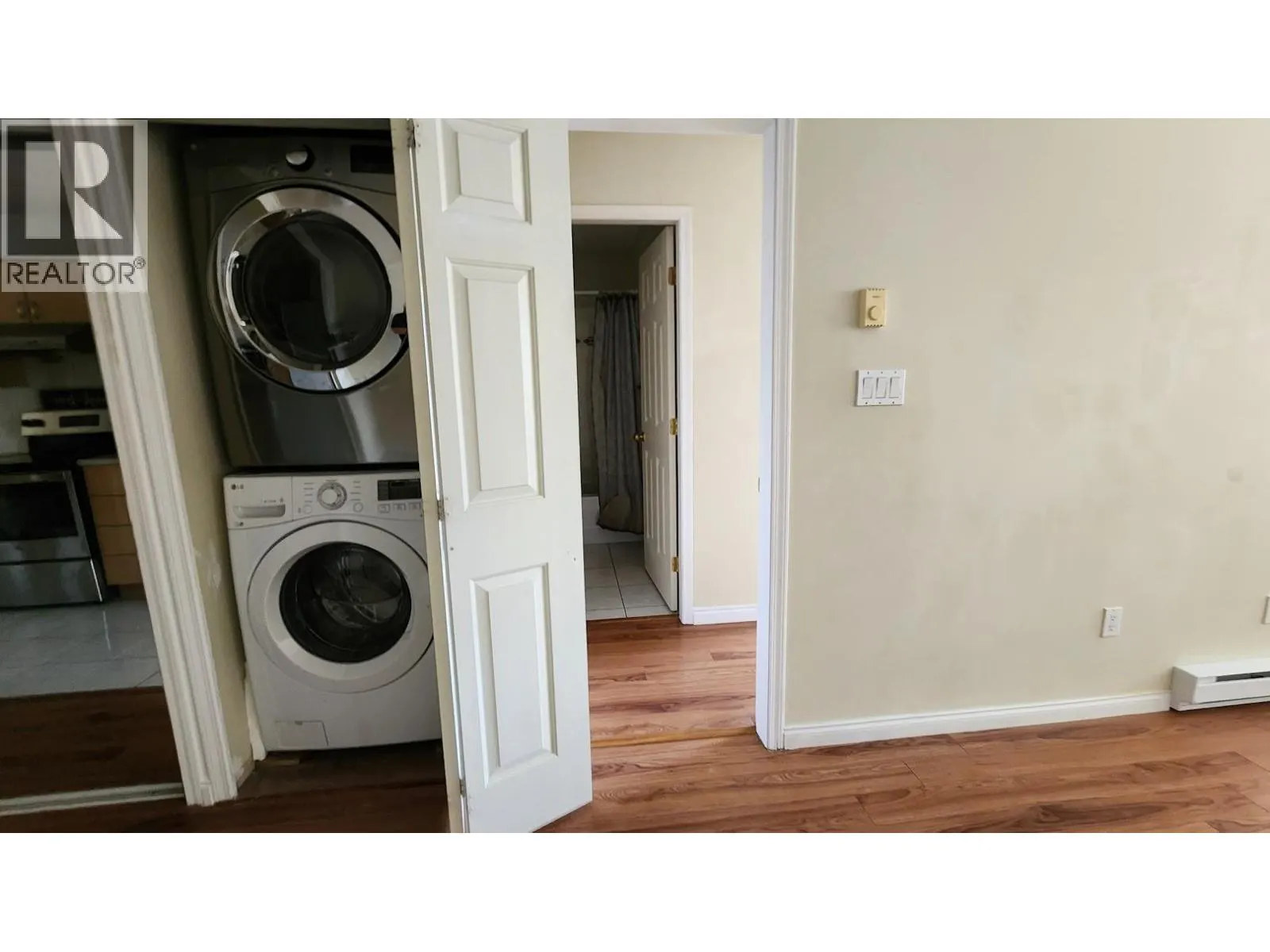 423 2238 KINGSWAY
