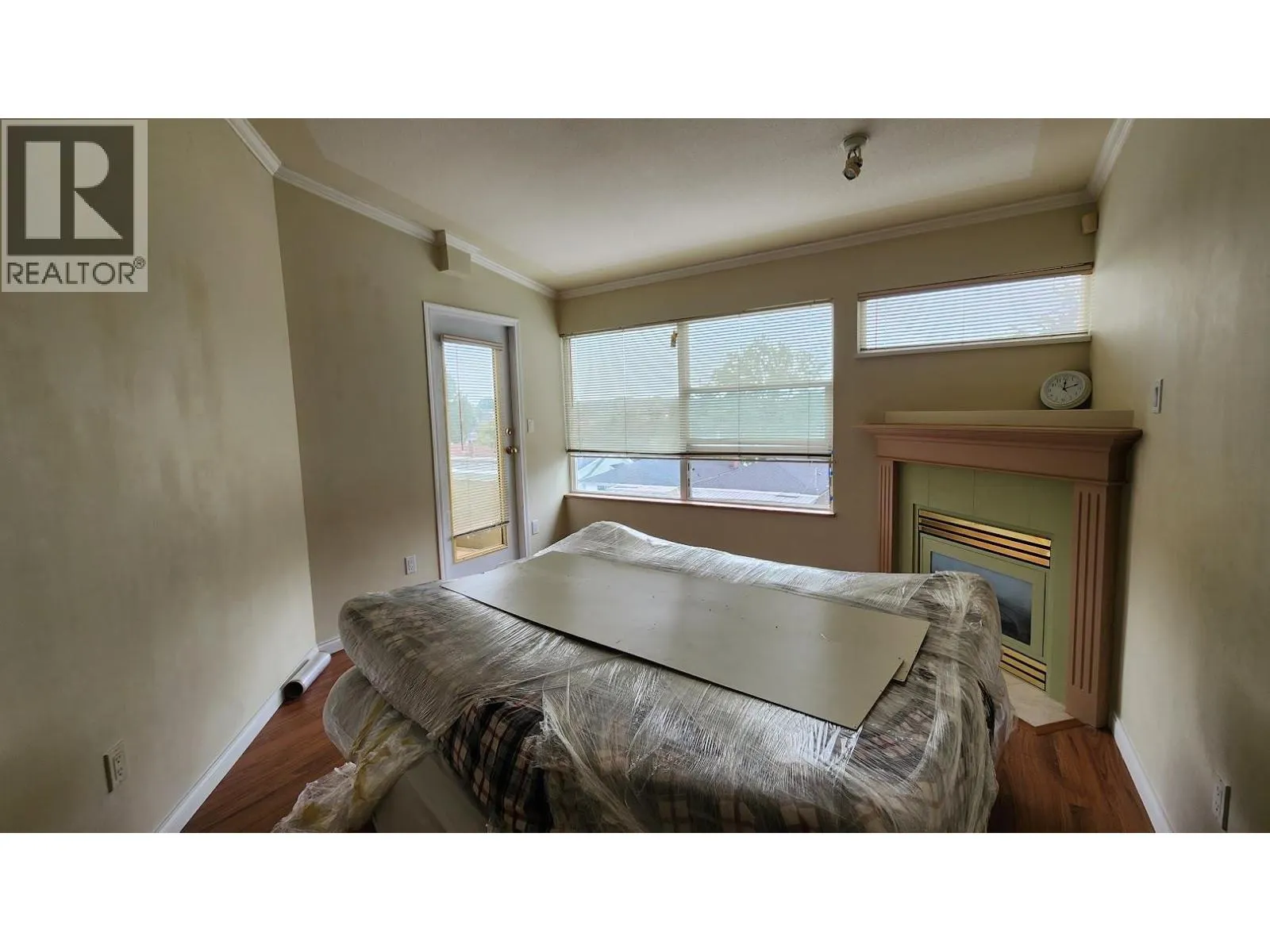 423 2238 KINGSWAY
