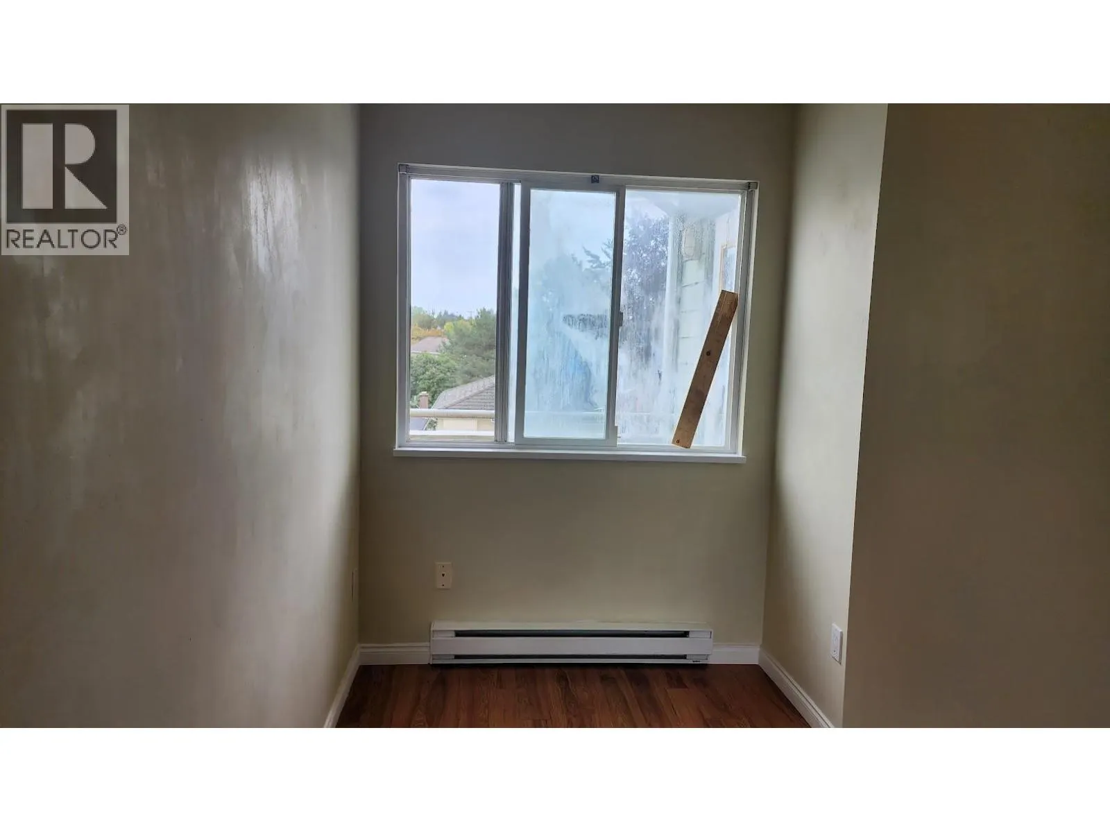 423 2238 KINGSWAY