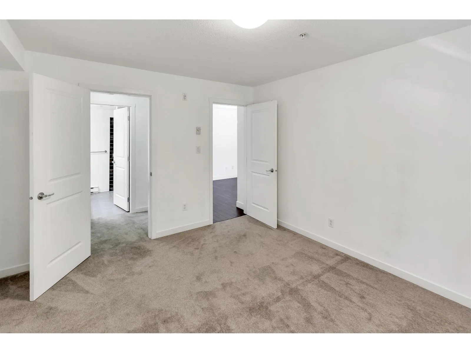 108 2038 SANDALWOOD CRESCENT
