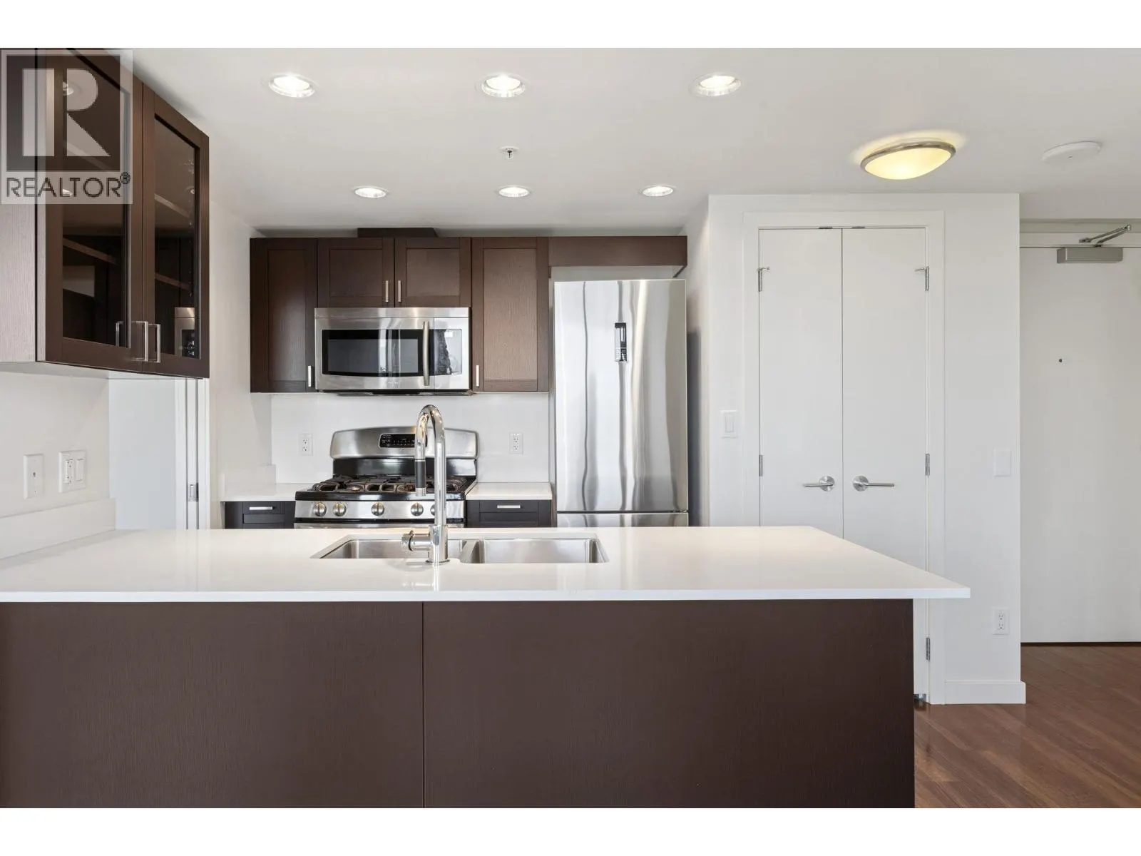 810 4818 ELDORADO MEWS