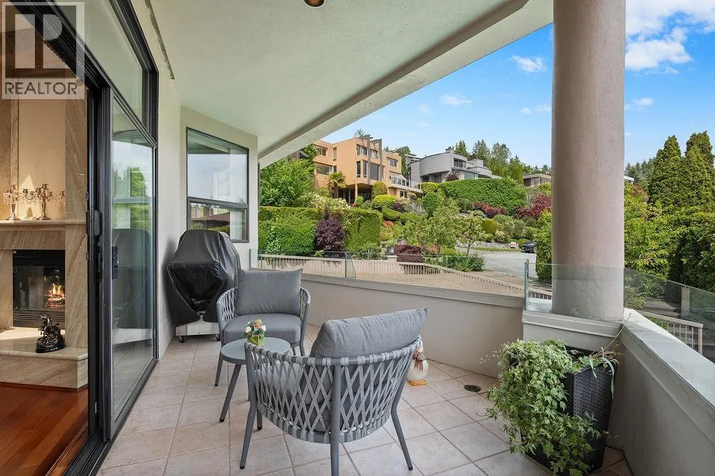 2490 WESTHILL COURT
