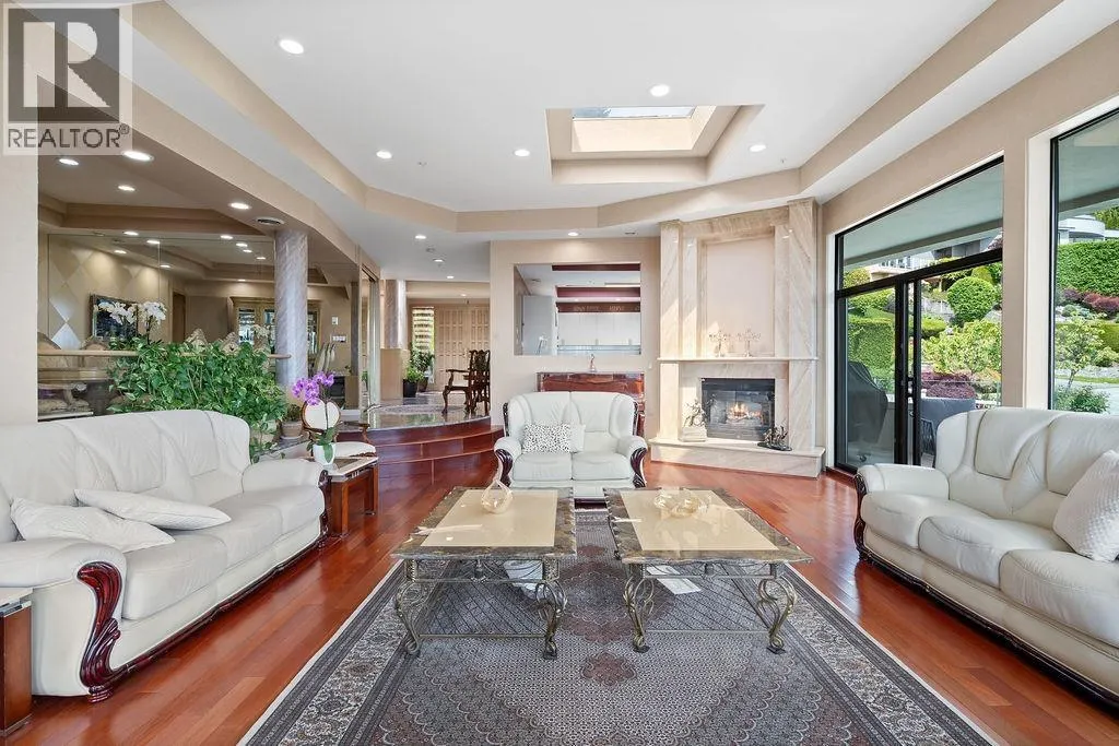 2490 WESTHILL COURT