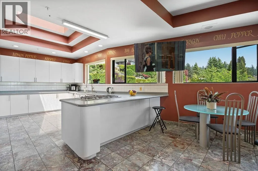 2490 WESTHILL COURT