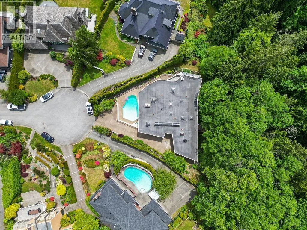 2490 WESTHILL COURT