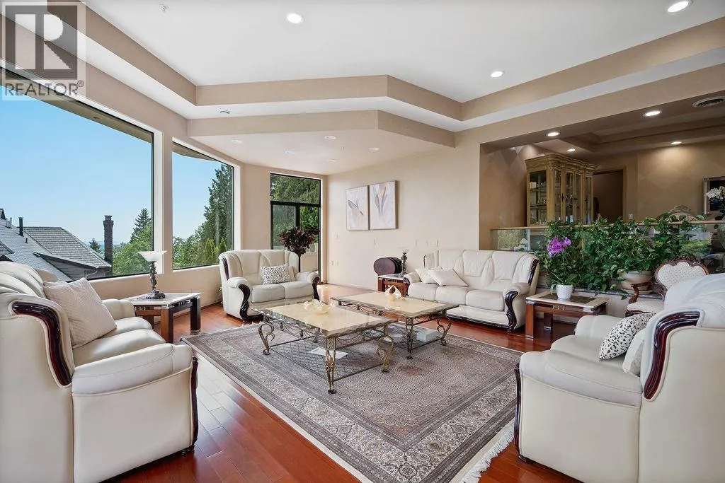 2490 WESTHILL COURT