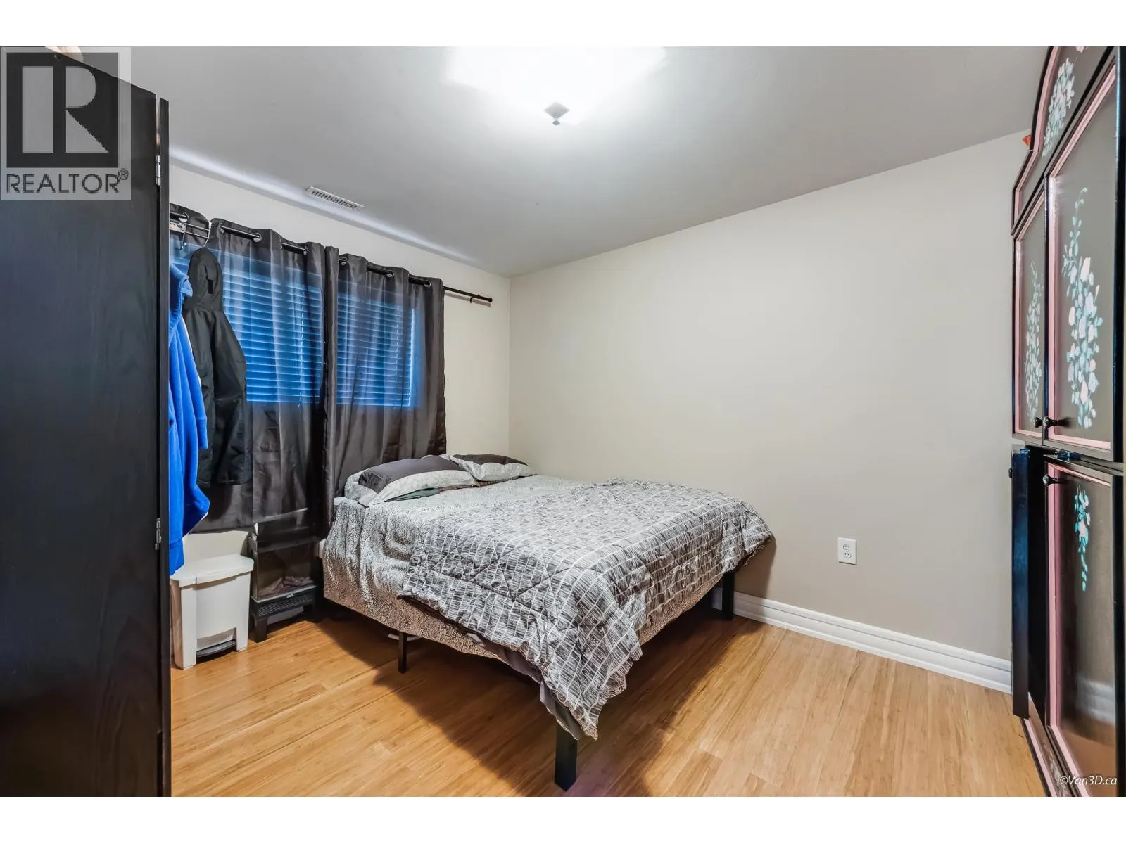 1092 TERRA COURT