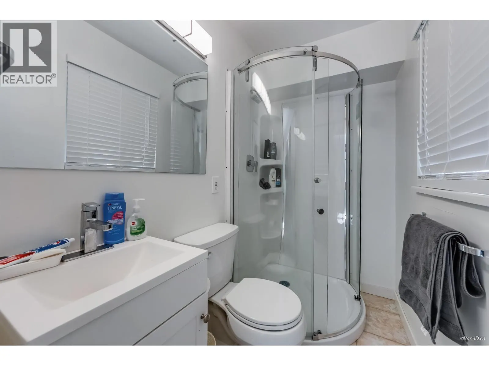 1092 TERRA COURT
