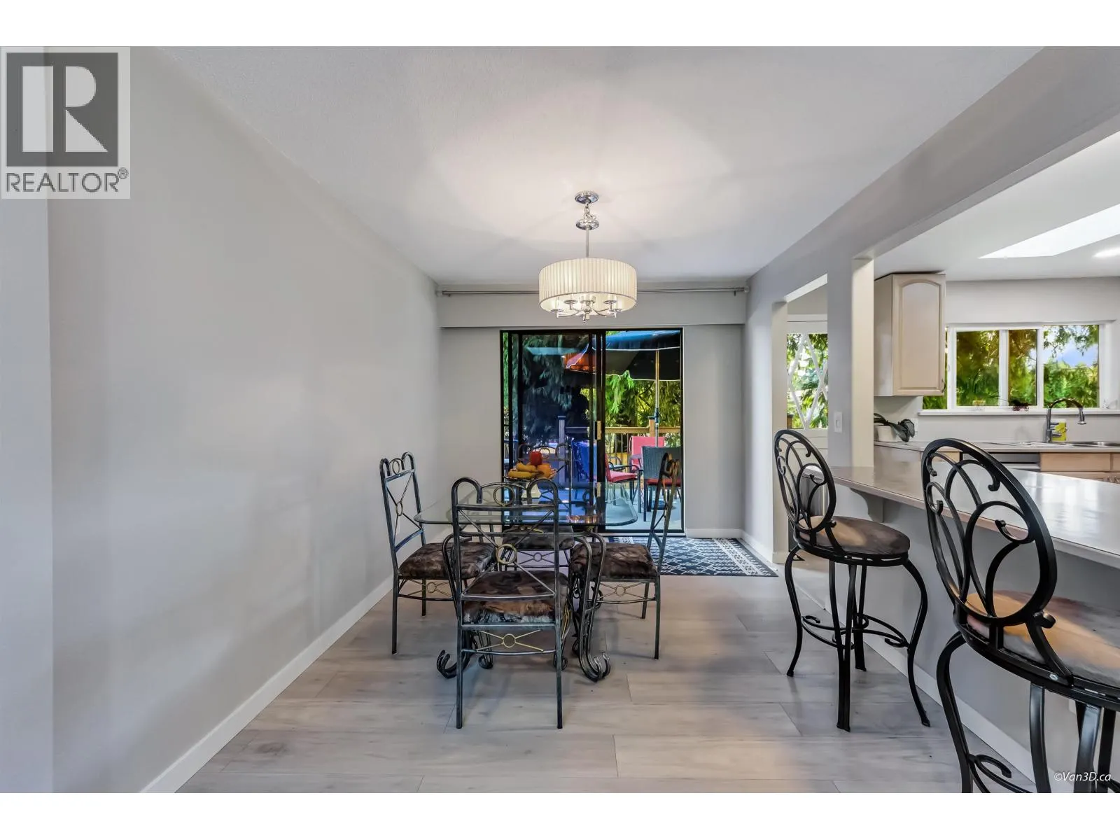 1092 TERRA COURT