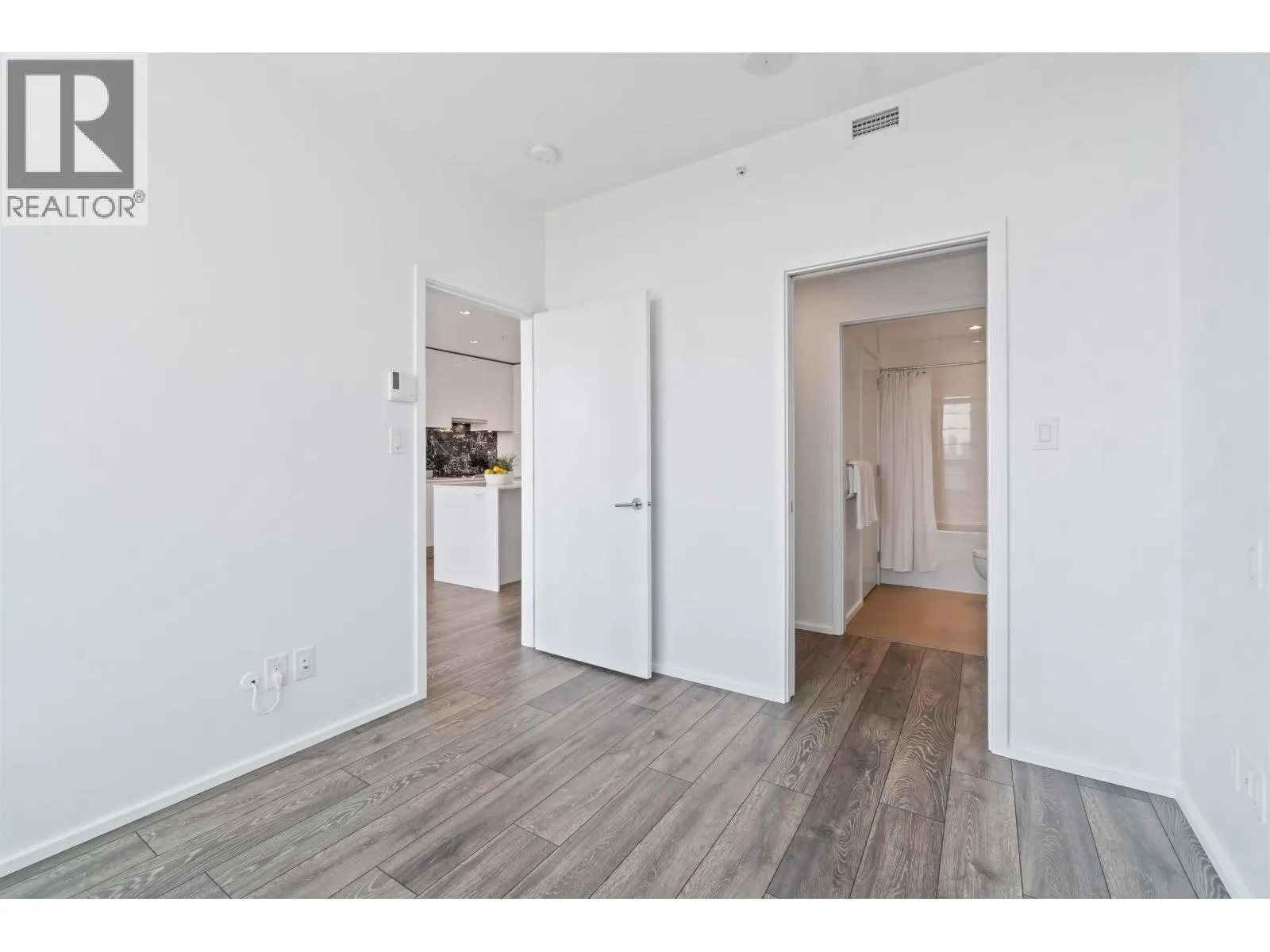 3103 4650 BRENTWOOD BOULEVARD