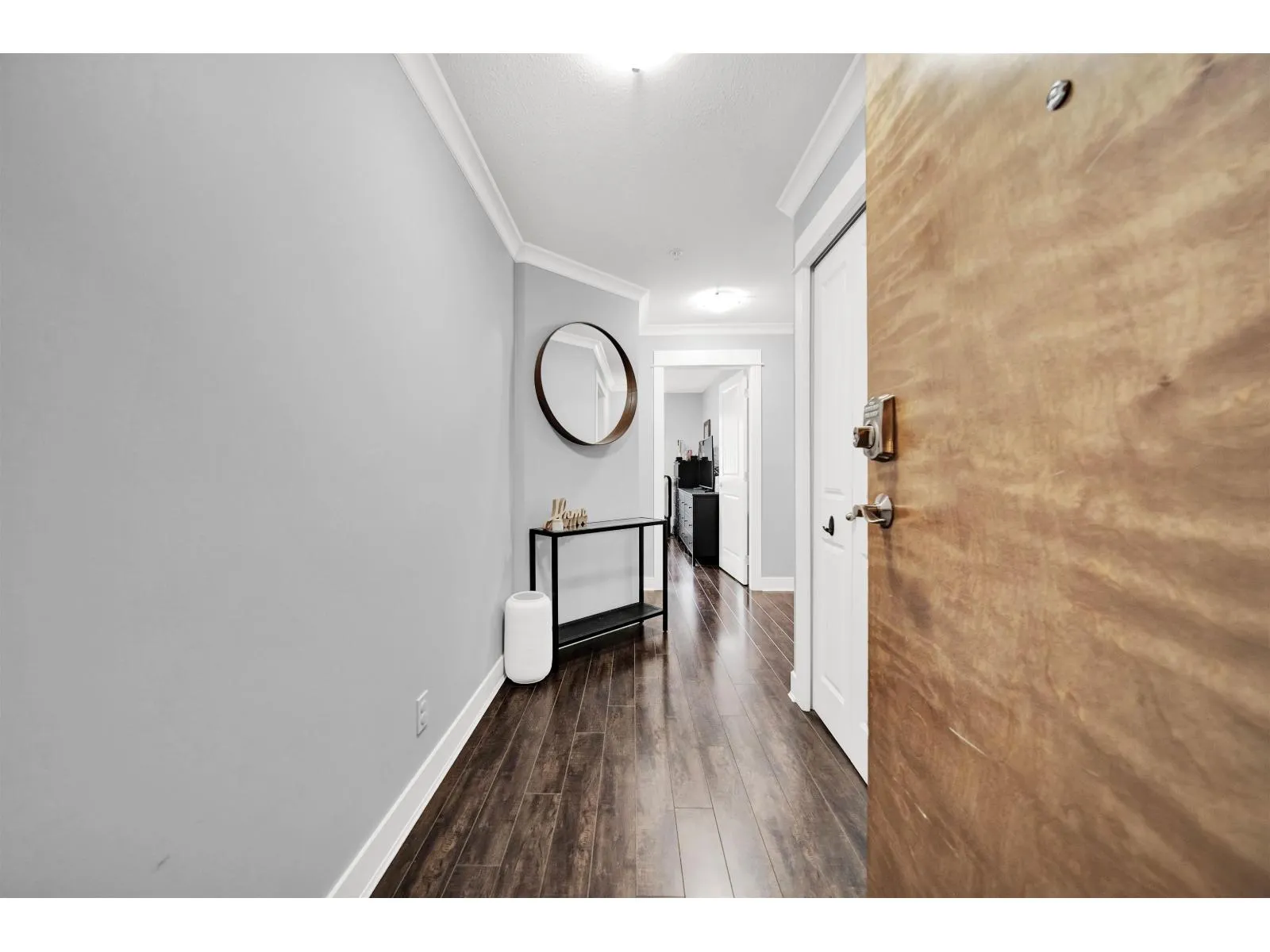 209 2955 DIAMOND CRESCENT