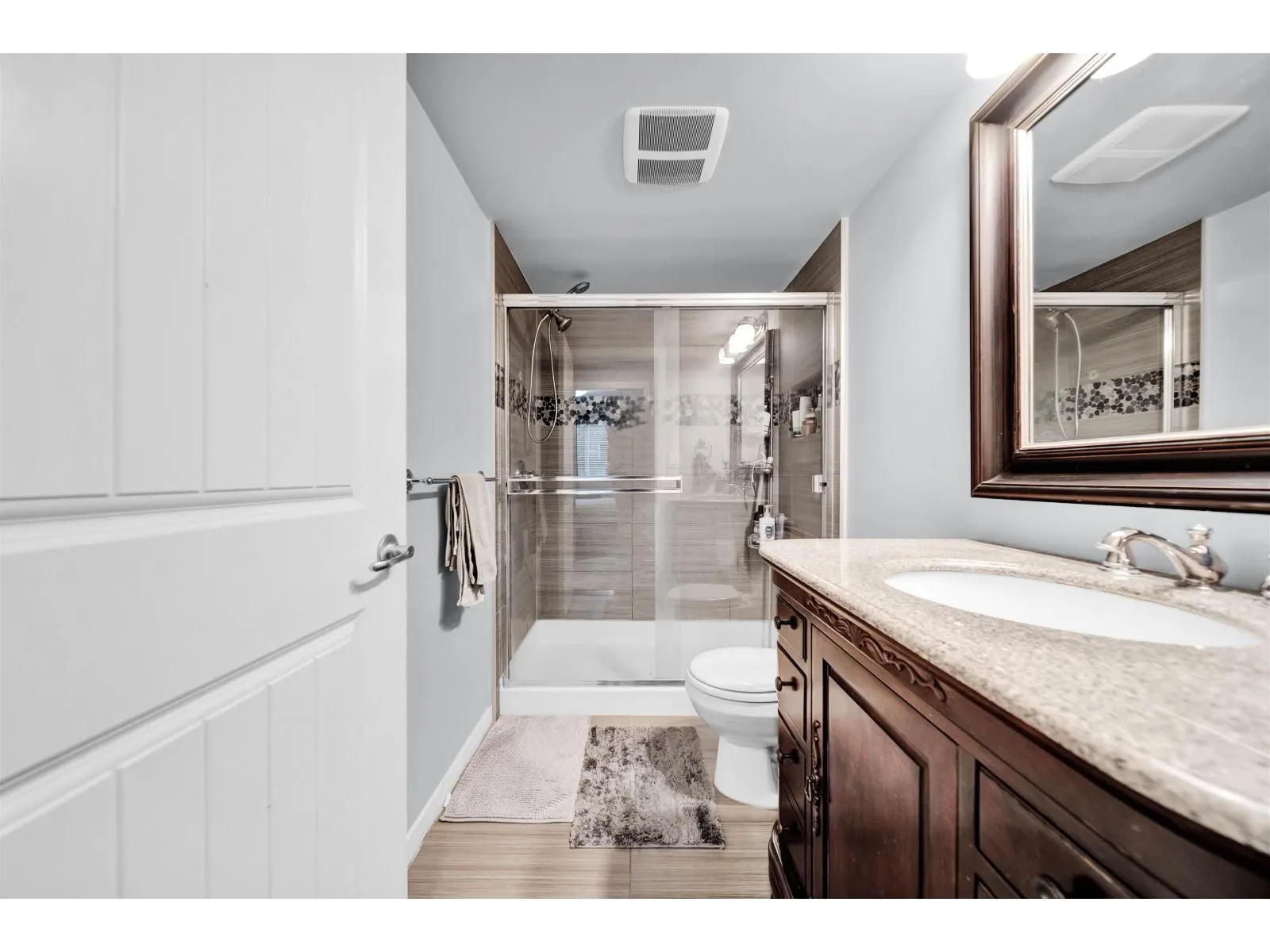 209 2955 DIAMOND CRESCENT